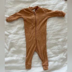 Kate Quinn NB Eyelet Sleeper